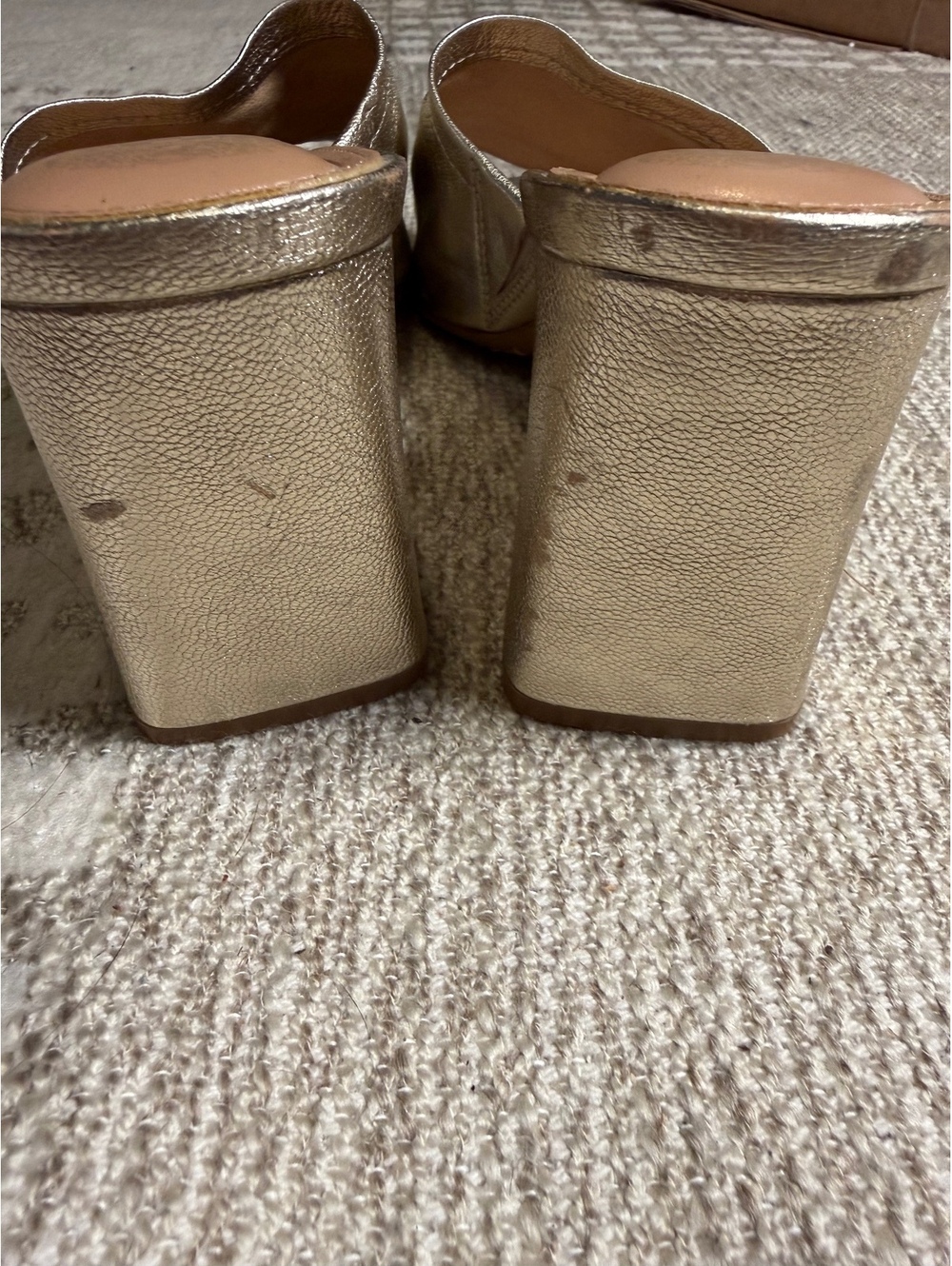 Vince‎ Camuto Metallic Gold Leather Open-Toe Mules Heels - Picture 9 of 9